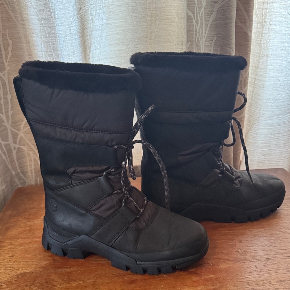 Timberland Women's Black Winter Boots - brand new!